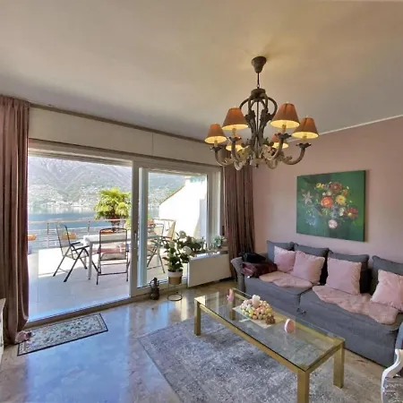 Belvilla By Oyo Cia02 1 - Casa Roccia Apartmán Pino Lago Maggiore